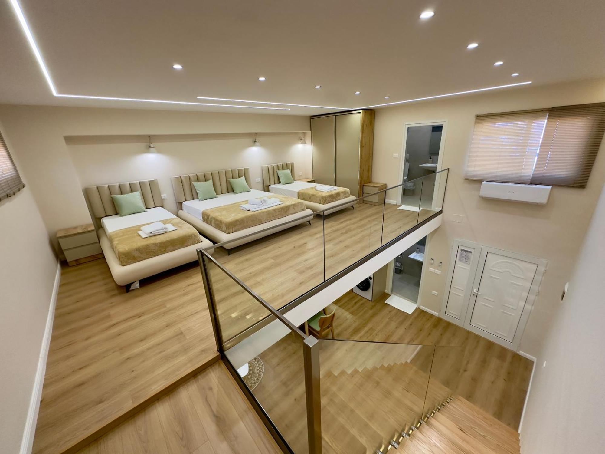 Luxe Arial Lofts Влёра
